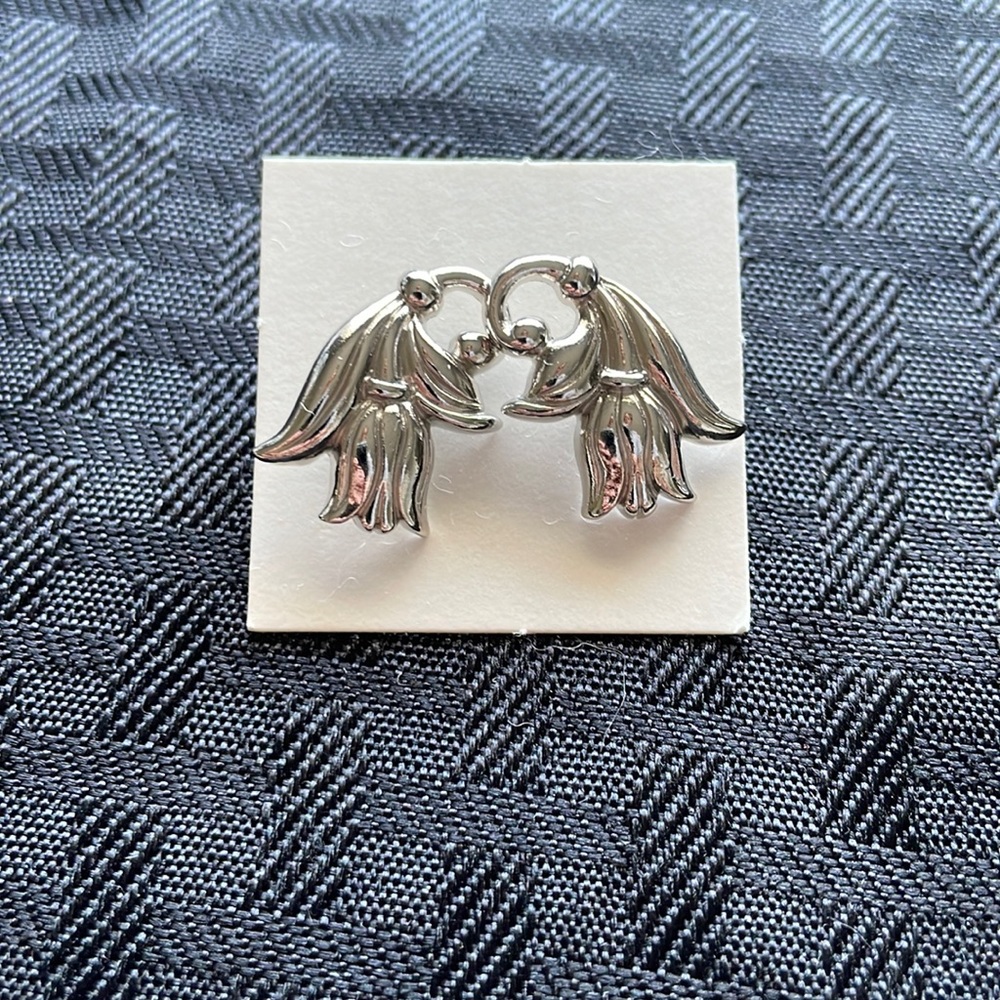 1990 Spring Tulip Earrings